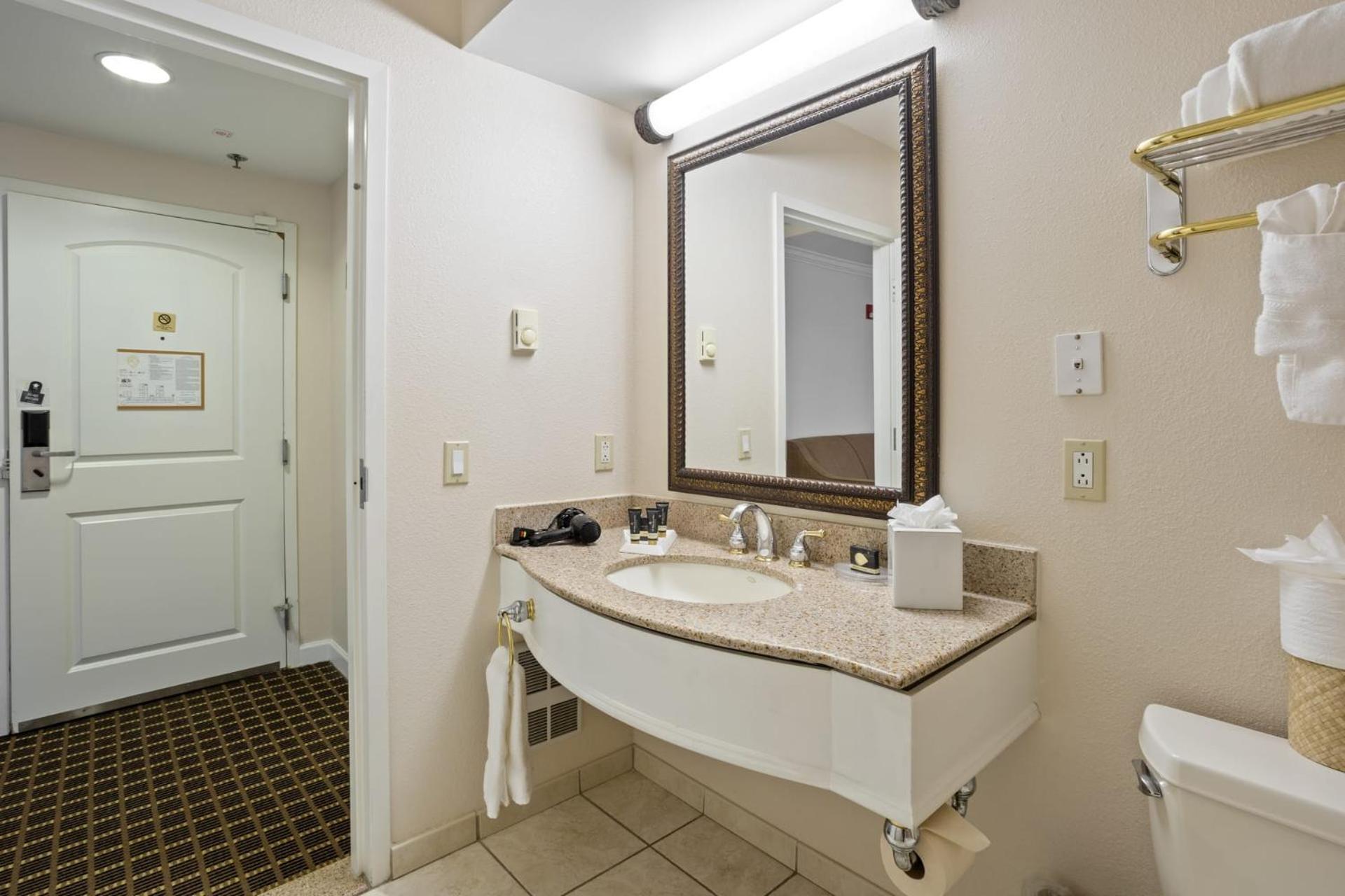 Serene Stay With Amenities & Breakfast Bar - The Wilshire Grand D West Orange Zewnętrze zdjęcie